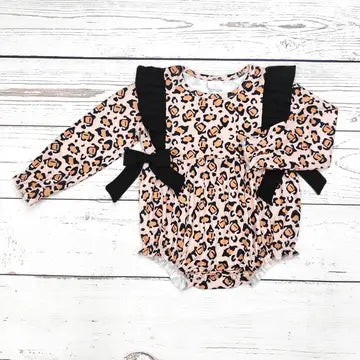 Bow Cheetah Print Bubble